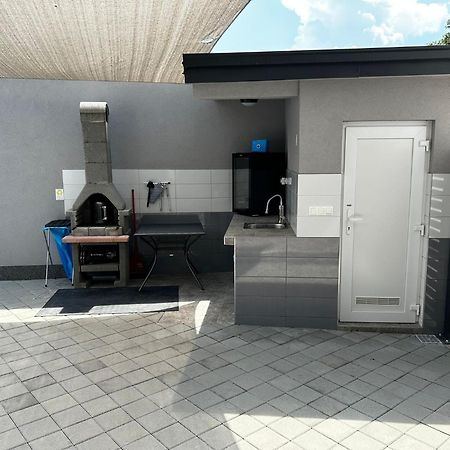 Apartmani Jedro Šilo Εξωτερικό φωτογραφία