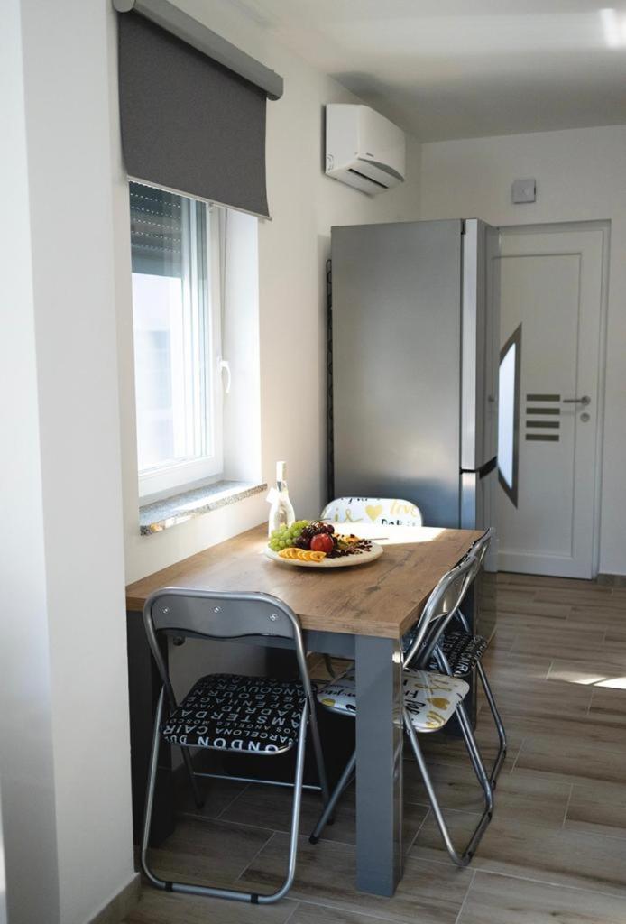 Apartmani Jedro Šilo Εξωτερικό φωτογραφία
