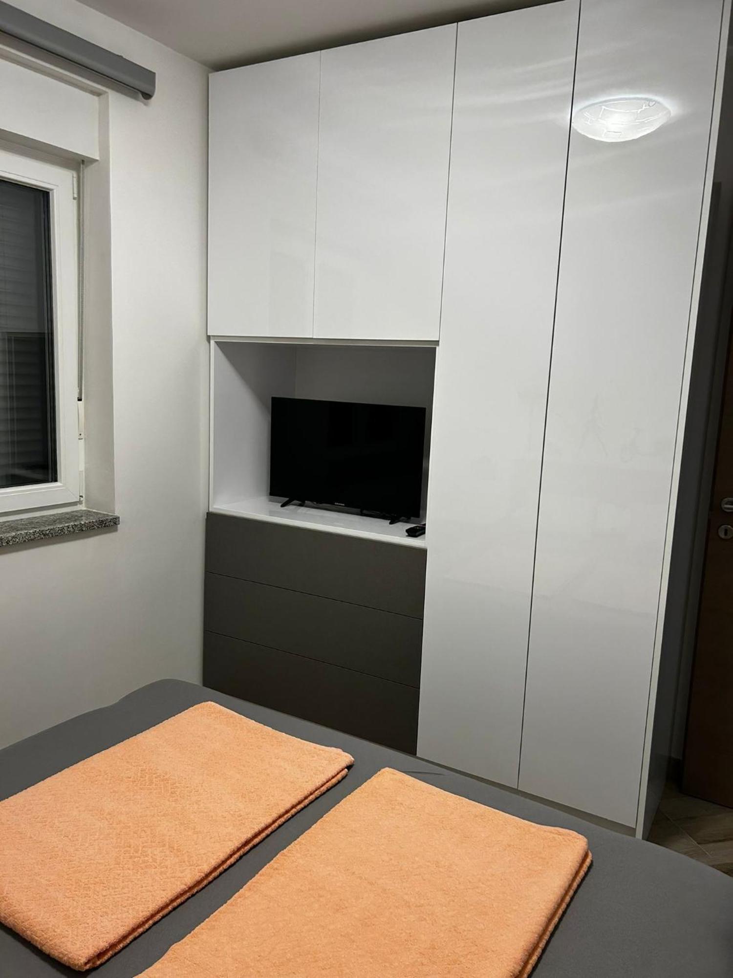 Apartmani Jedro Šilo Εξωτερικό φωτογραφία